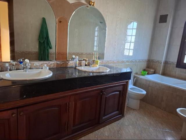 Villa jumellée proche boulevard Fes