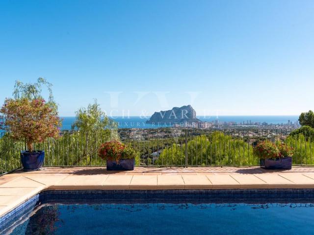 Villa Judit Lujo en Benissa, sur, vista al mar & el Ifach 296m² Benissa