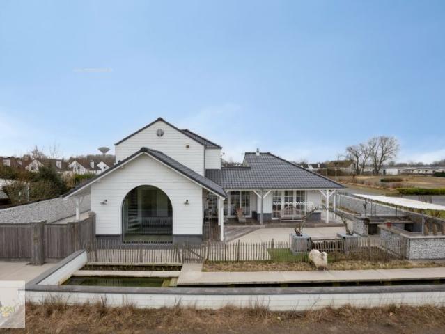 VILLA KARTHUIZER