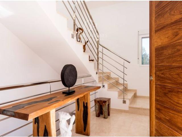 VILLA KASI · RESIDENCIA MEDITERRANEA EN VENTA ENTRE EL GOLF Y EL MAR EN JAVEA ALICANTE