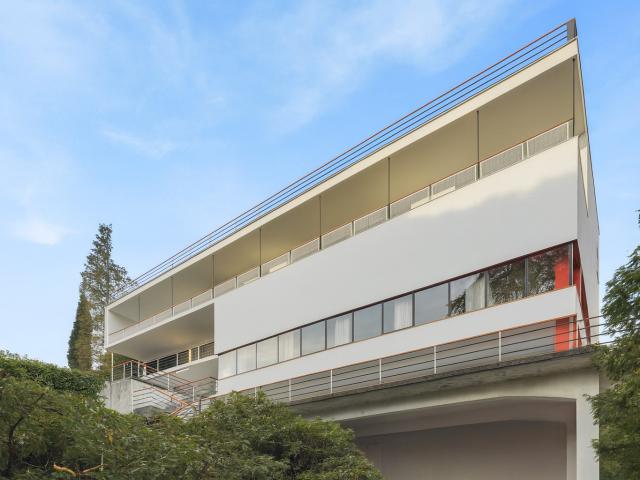 Villa Kenwin — Eine Bauhaus Ikone am Ufer des Genfersees