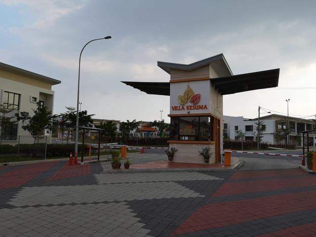 Villa Kesuma Town House For Sale