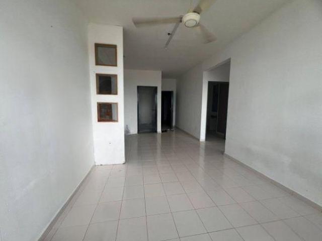 Villa Krystal Apartment Service Apartment