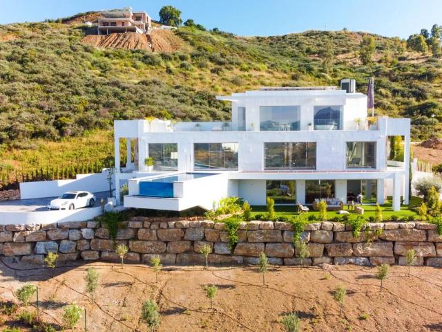 Villa, La Cala Golf 856m² La Cala de Mijas