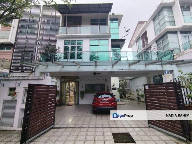 Villa Laman Cahaya