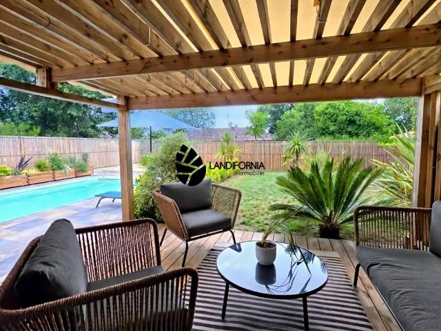 VILLA LANDAISE ENTIÈREMENT RÉNOVÉE À VIEUX BOUCAU PISCINE GRAND GARAGE À PIED DE L'OCÉAN ET DU CENTRE VI