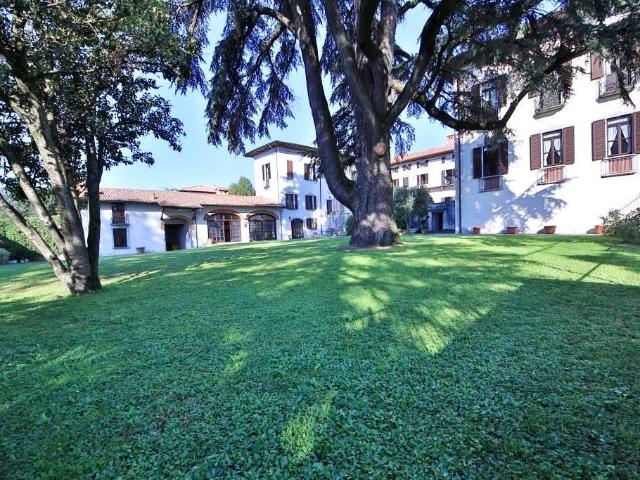 Villa Lago