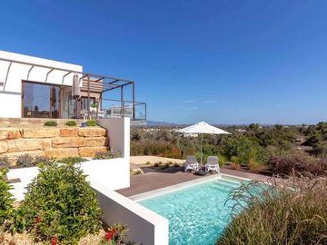 villa Lagoa Faro 8400 561 DS95748442