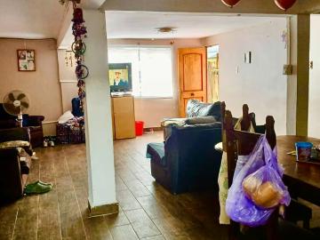 Villa Las Parinas, Bonilla con Pérez Canto, Amplio Terreno. 2 Dormitorios por 74000. 00 en Antofagasta