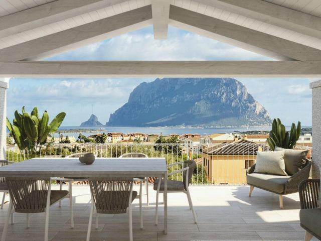 Villa Levante con piscina vista mare, Porto San Paolo, Olbia. 200m² Loiri Porto San Paolo