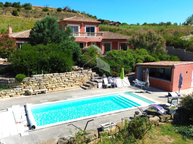 Villa Limoux 6 pièces 176 m2 Vue sur les Pyrénées Piscine
