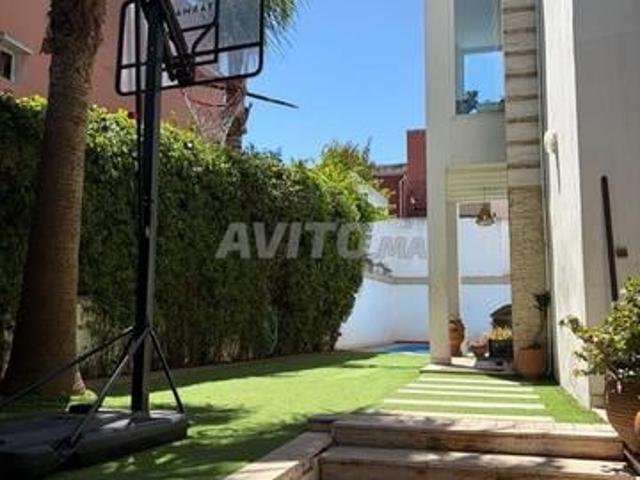 Villa location franceville