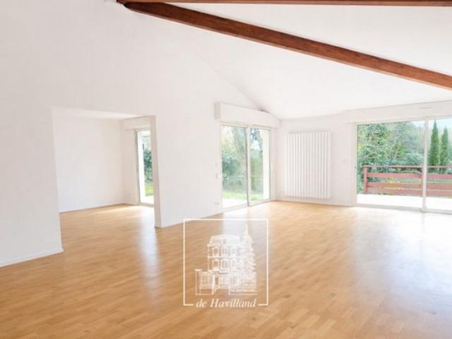 Villa • Louveciennes