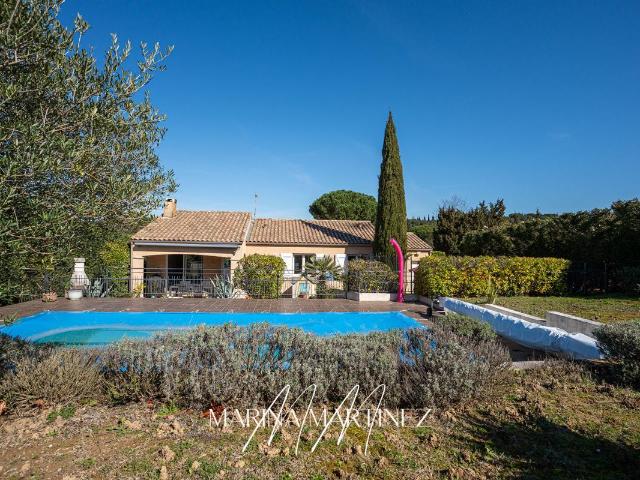 Villa avec piscine 3 chambres Terrain 1000 m² 5 min Carcassonne