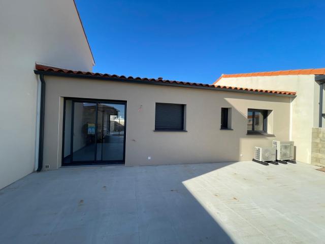 VILLA LUMINEUSE T4 DE PLAIN PIED EN 3 FACES