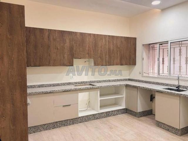 Villa luxueuse vide à côté école américaine