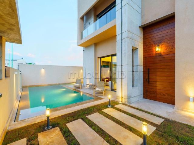 Villa lux piscine 350m2 en plein Av Med 6