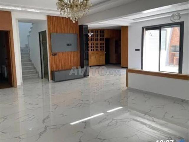 Villa magnifique et neuve à vendre à Beni Mellal