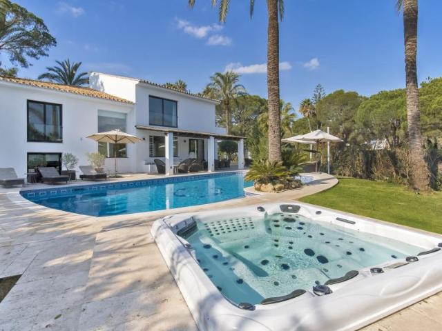 Villa Marbella Malaga 103320953