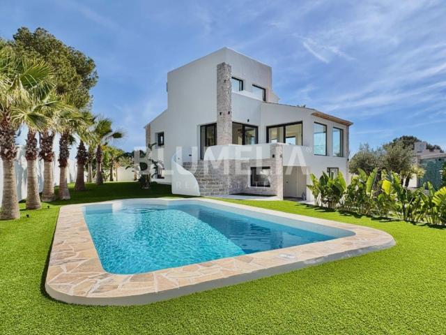 Villa mediterránea con vistas al mar en venta en Jávea 293m² Jávea Xabia
