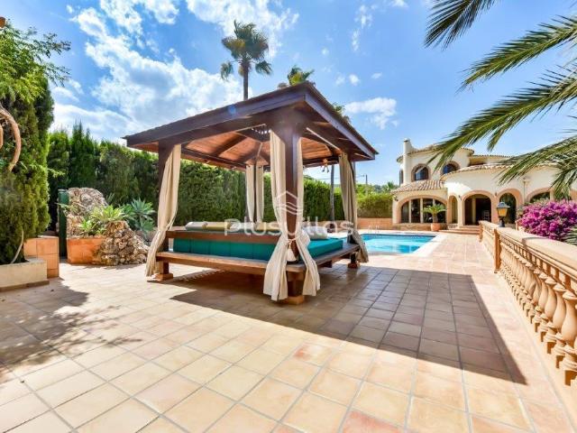 Villa mediterránea familiar excepcional situada en zona tran. 800m² Benissa