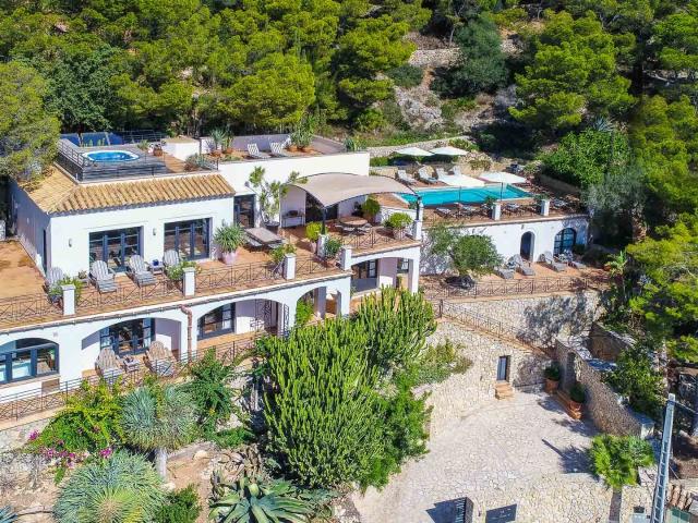 Villa mediterránea intemporal en Puerto de Andratx