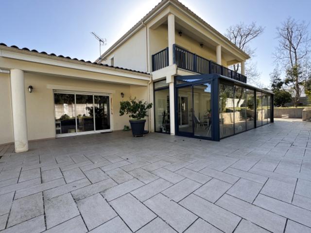 Villa Meschers Sur Gironde 230 m2