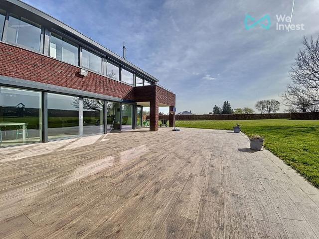Villa met vier slaapkamers in Anderlecht