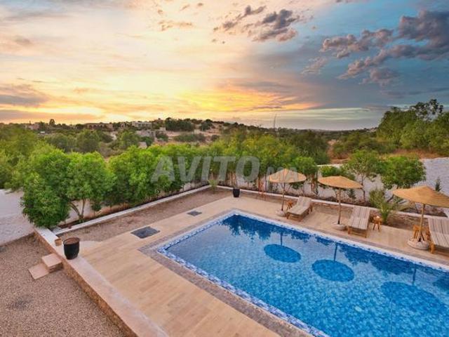 Villa meublée avec piscine privée