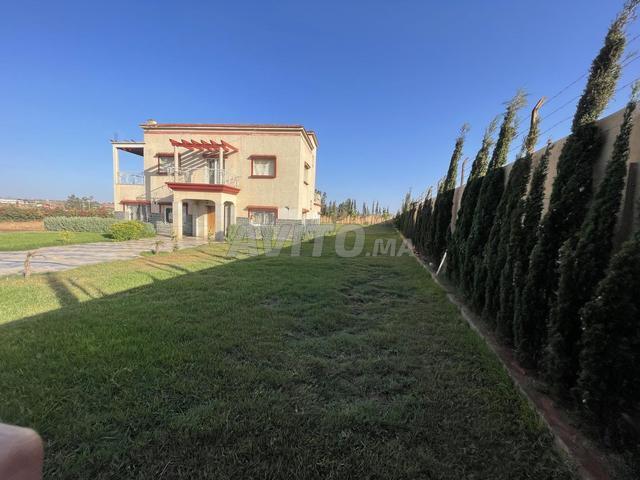 Villa meublée à vendre titrée
