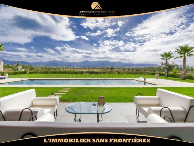 Villa meublée 500 m² sur 11000 m² à vendre – Route de l’Ourika Km 26, Marrakech
