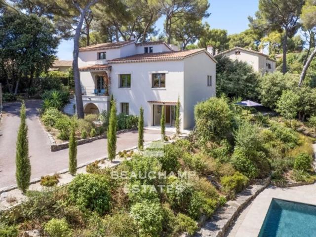 Villa meublée 5 chambres avec piscine Golfe Juan