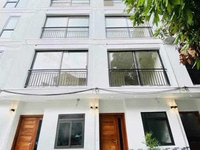 VILLA mini giữa lòng Hà Nội, Gần AEON MALL Long Biên