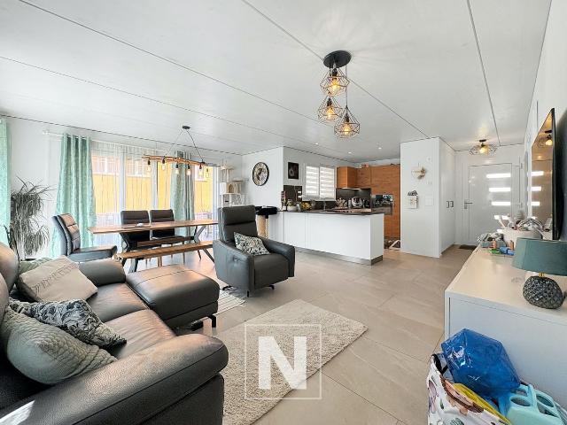 Villa mit 5,5 Zimmern von etwa 155 m² und Garten