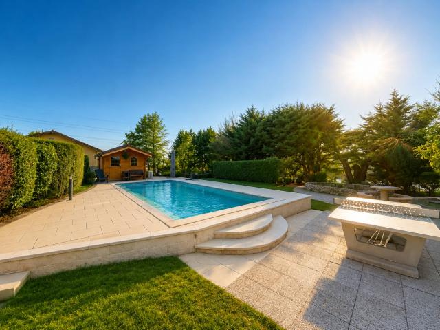 Villa mit beheiztem Pool und ungehinderter Sicht in Villars Sainte Croix