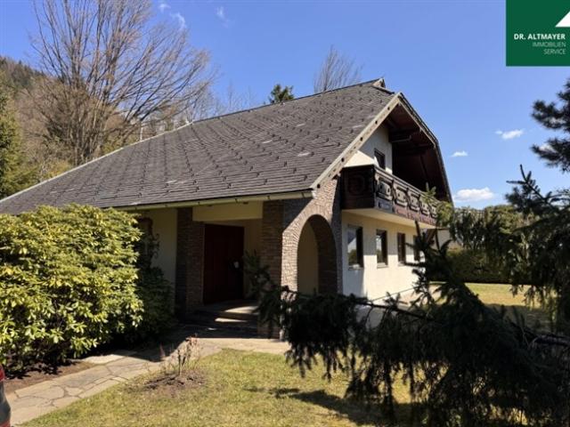 Villa mit Seeblick am Ossiacher See
