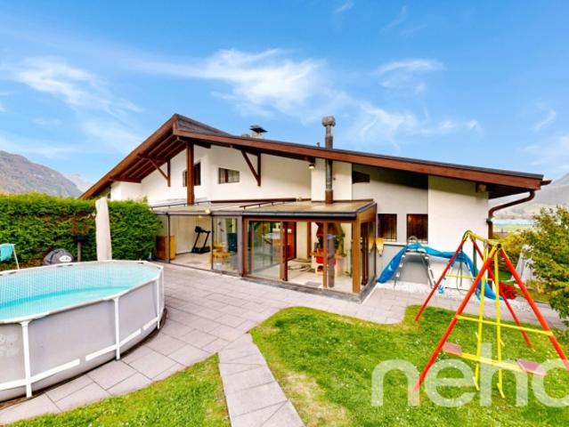 Villa mitoyenne avec studio locatif Potentiel élevé