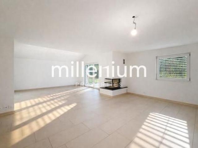 Villa mitoyenne moderne avec studio indépendant