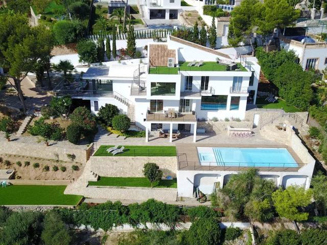 Villa moderna con vistas al mar en Costa d'en Blanes, Mallorca