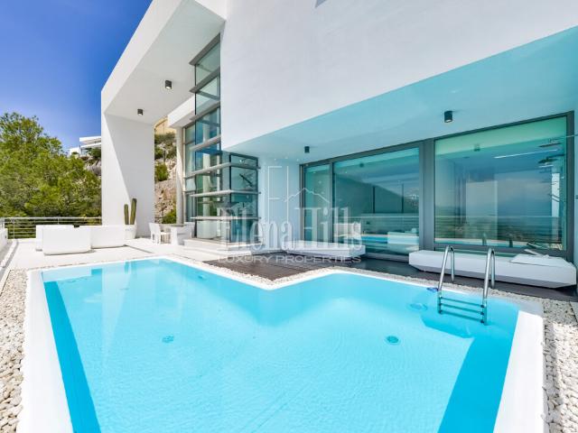 Villa Moderna con impresionantes vistas en Altea Hills