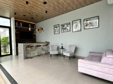 VILLA MODERNA EN MOCOLI 571 MTS DE TERRENO 440 CONSTRUCCION