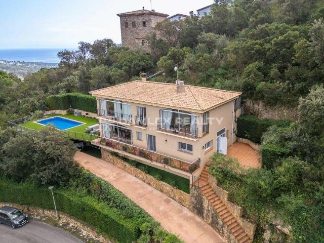 Villa moderna en la urbanización Mas Nou, Platja d’Aro: armo. 447m² Platja d'Aro