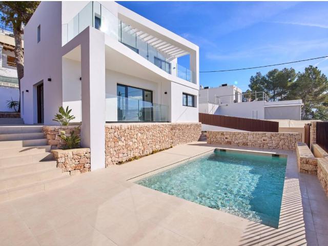 VILLA MODERNA RECIÉN REFORMADA EN CAP MARTINET