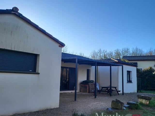 Villa Moderne De Plain Pied Au Bout D'un Chemin Sur Un Terra. 139m² Laburgade