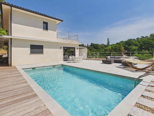 Villa moderne avec piscine Montauroux m² Montauroux