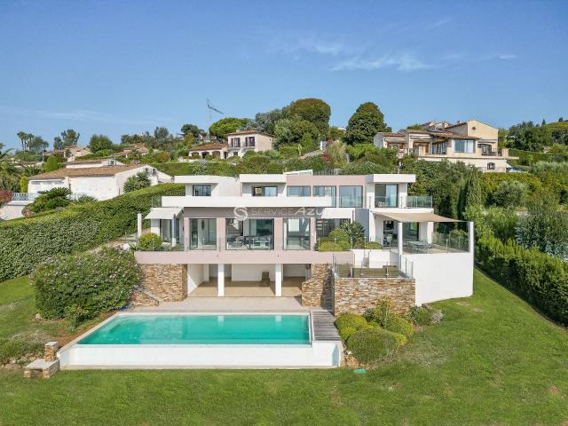 Villa moderne avec vue panoramique sur la mer à Antibes 240m² Antibes