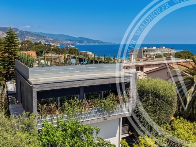 Villa moderne avec vue sur la mer, piscine & studio indépendant