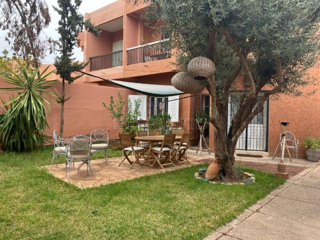 VILLA Moderne à Saisir