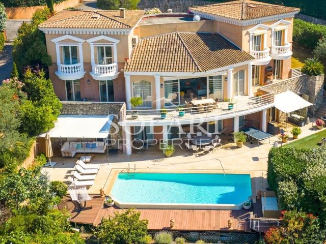 Villa moderne à Théoule sur Mer 13 personnes – location saisonnière avec piscine chauffée