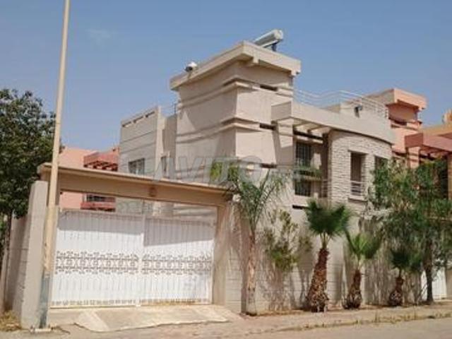 Villa Moderne à vendre à Marrakech Tamansourt
